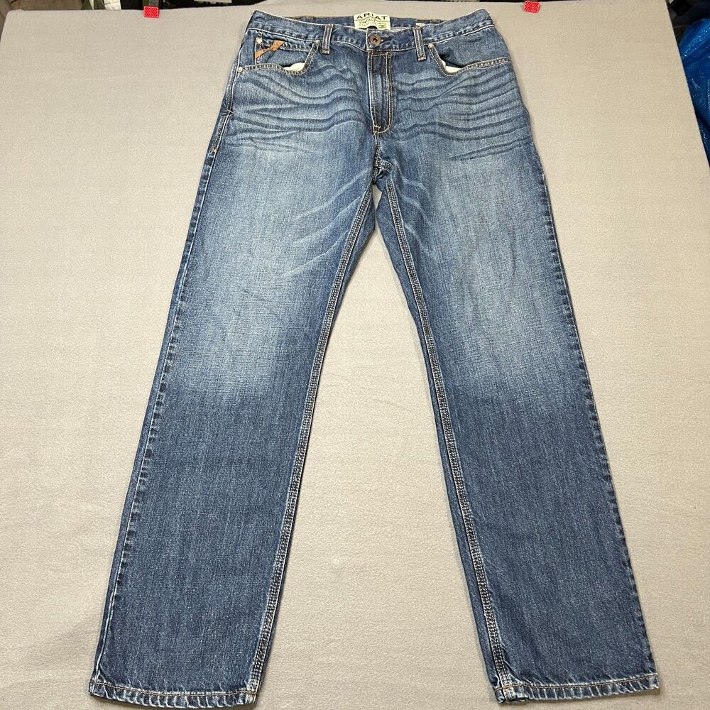 Ariat M1 Jeans Mens 36/34 Blue Denim Medium Wash Straight Leg Front Hips Zip-Fly